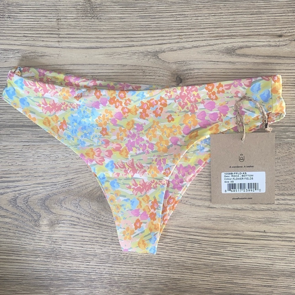 NWT Stone Fox Swim Roca Cheeky Bikini Bottoms in Flower Fields Womens Size XS
